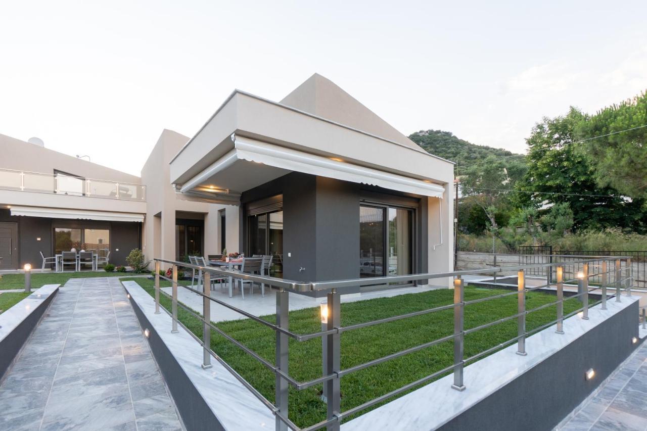 3 Doors Villas Nea Iraklitsa Екстер'єр фото